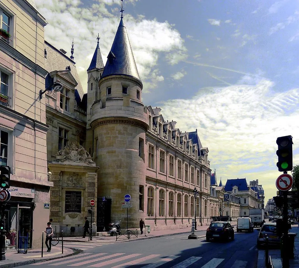 Apartment Architect's Duplex - Marais *